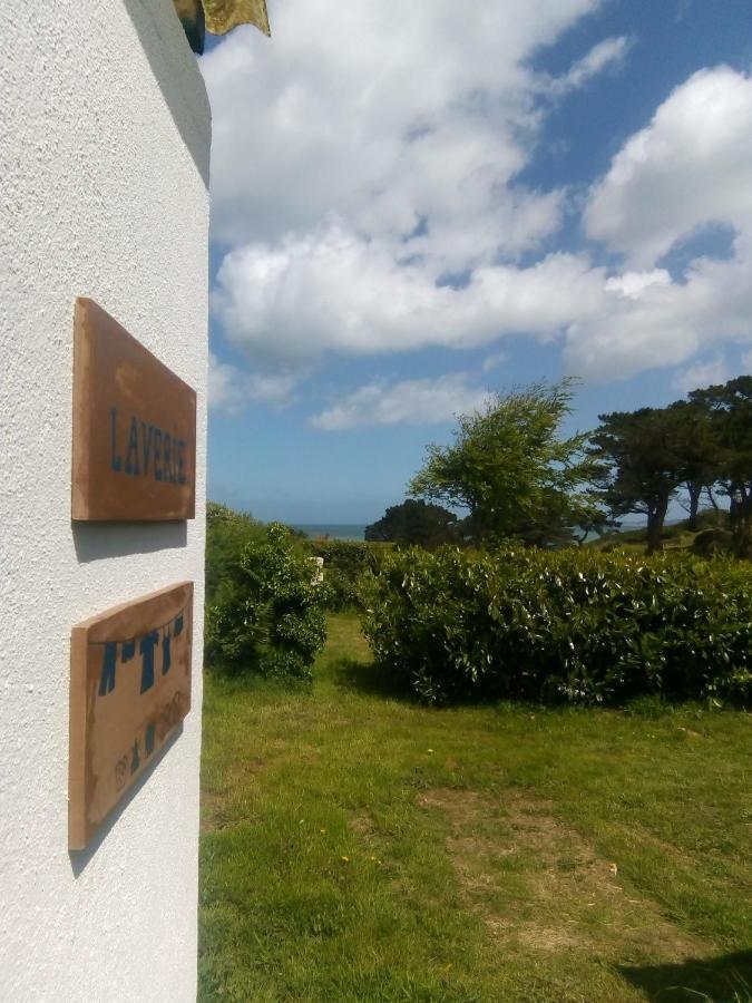 Aire De Camping Car, Caravane, Tente Emplacement Nu Avec Electricite Petit Camping Hotell Plestin-les-Grèves Exteriör bild